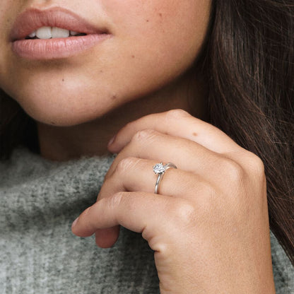 Anel Clear Heart Solitaire