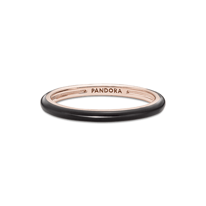 Anel Com Esmalte Preto Pandora Me